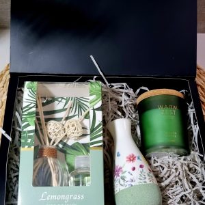 Whispers of Home – Gift Box Hamper