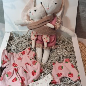 Mommy & Me – Dola Bunny Gift Box