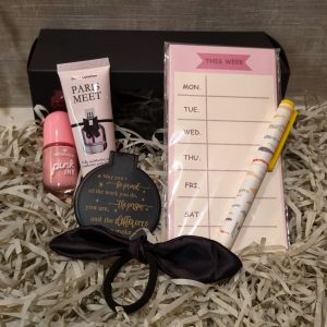 Weekly Glam Box