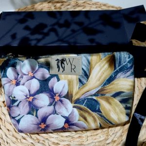 Beautiful budget box make up bag