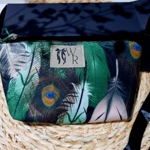 Budget box Make up bag